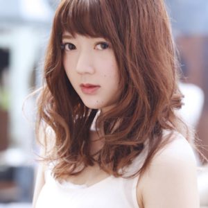 デジタルパーマなヘアスタイル